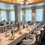 Hotel Family Lazur 3*