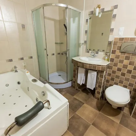 Family Lazur Hotel 3*